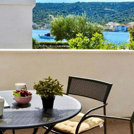 Villa House Pazanin Vinišće Exterior foto
